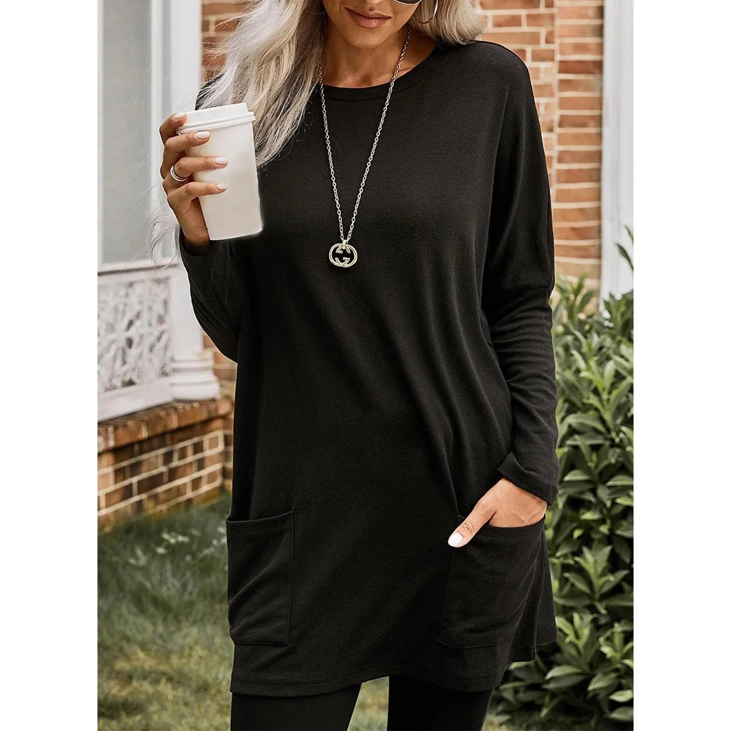 Women's Long Sleeve Scoop Neck Lightweight Tunic Top with Pockets