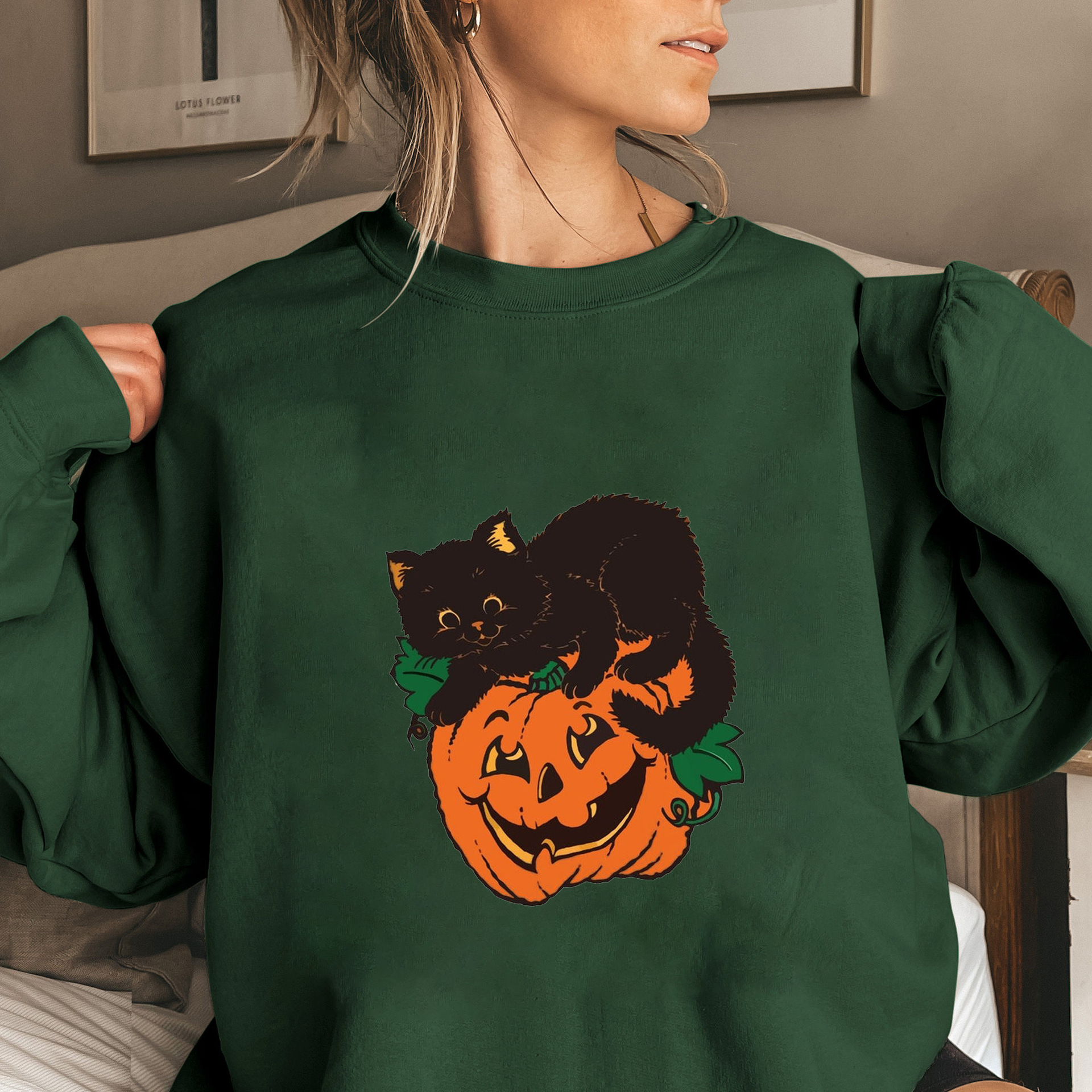 Pumpkin Cat Graphic Crewneck Sweatshirt