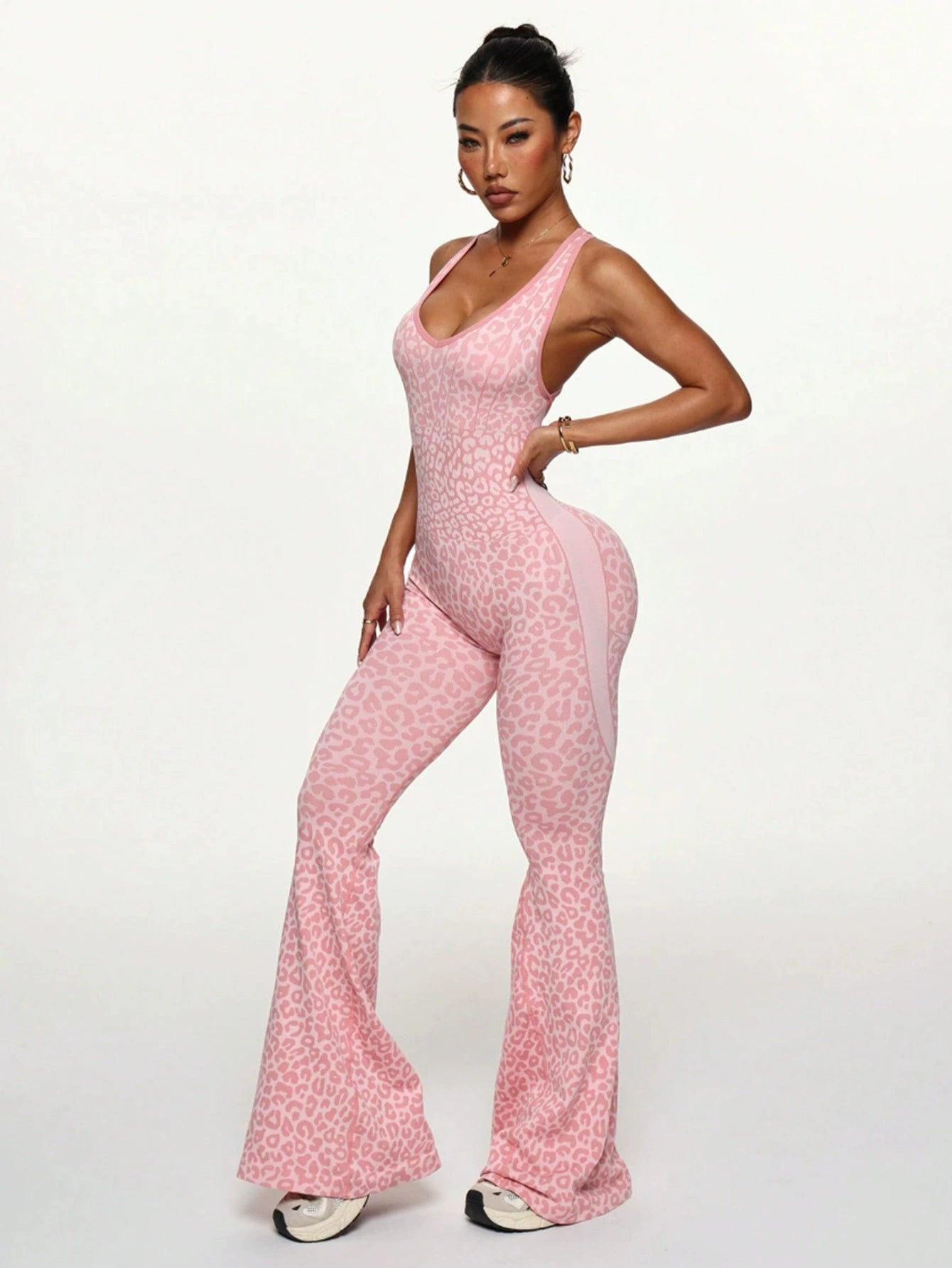 Women's Sleeveless High-Stretch Nylon Flared-Leg Yoga Jumpsuit