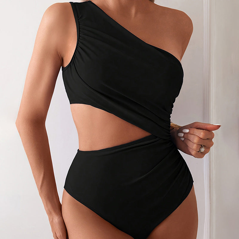 One-shoulder two-piece swimsuit