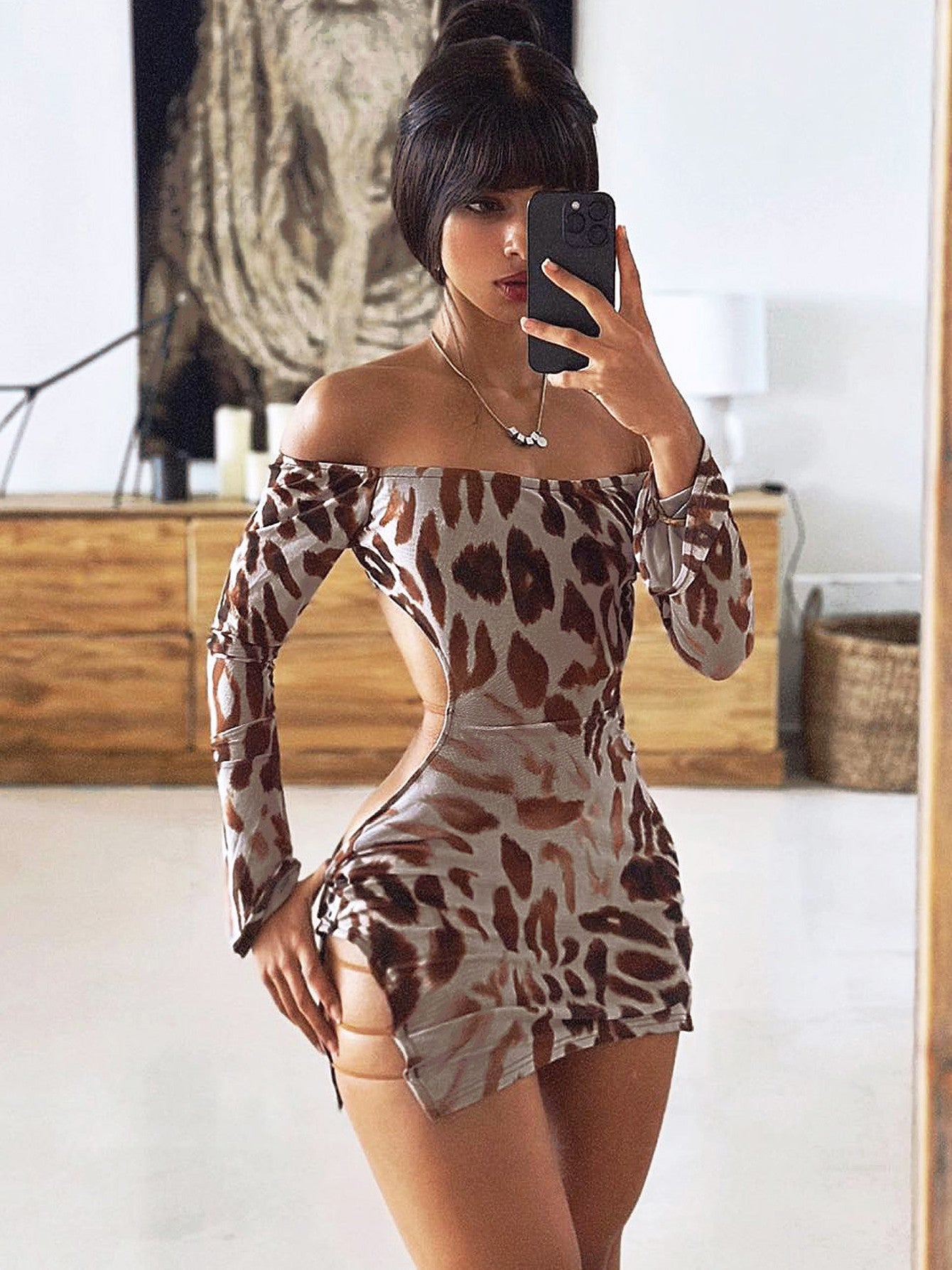 Printed open-back long-sleeved dress