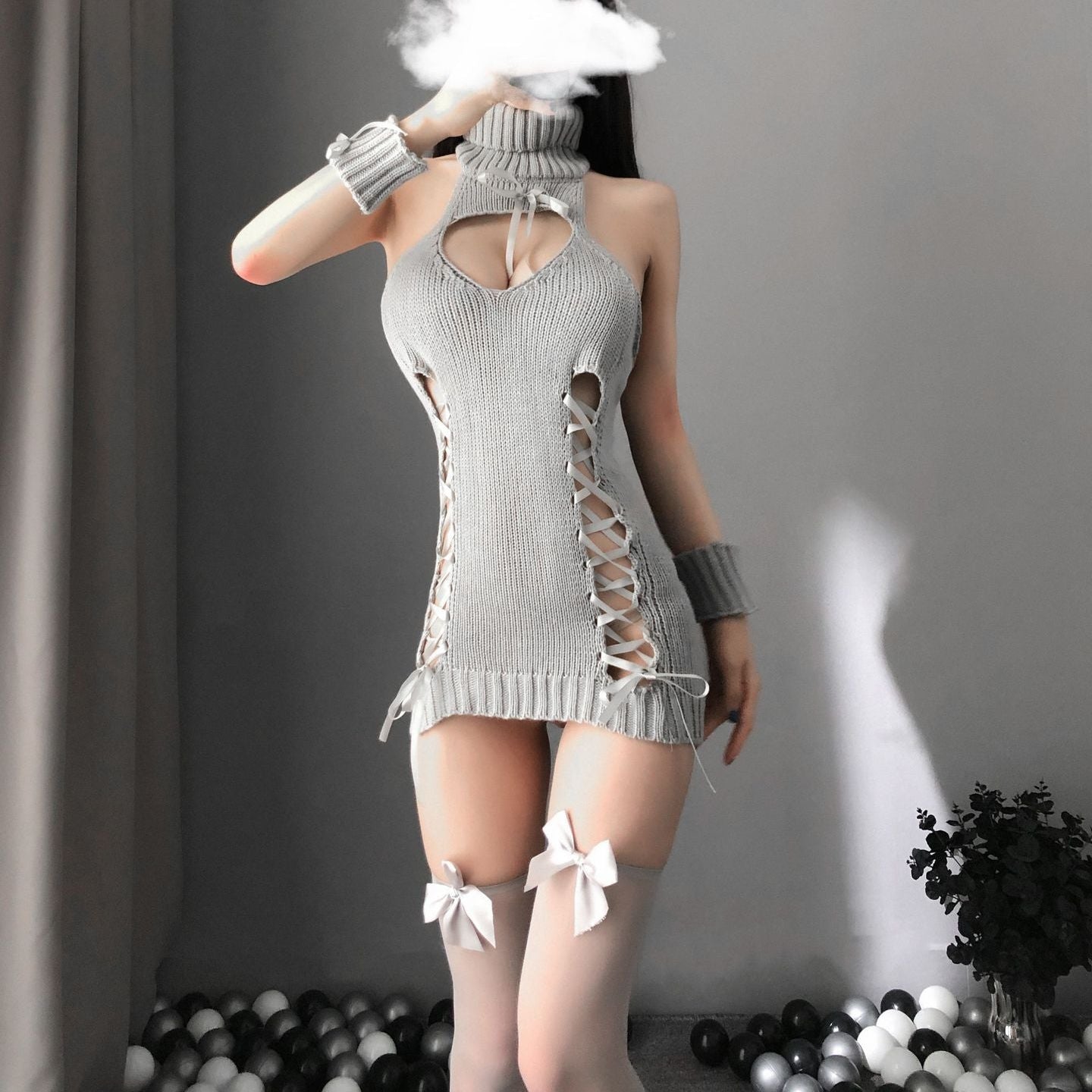 Deep V jumper