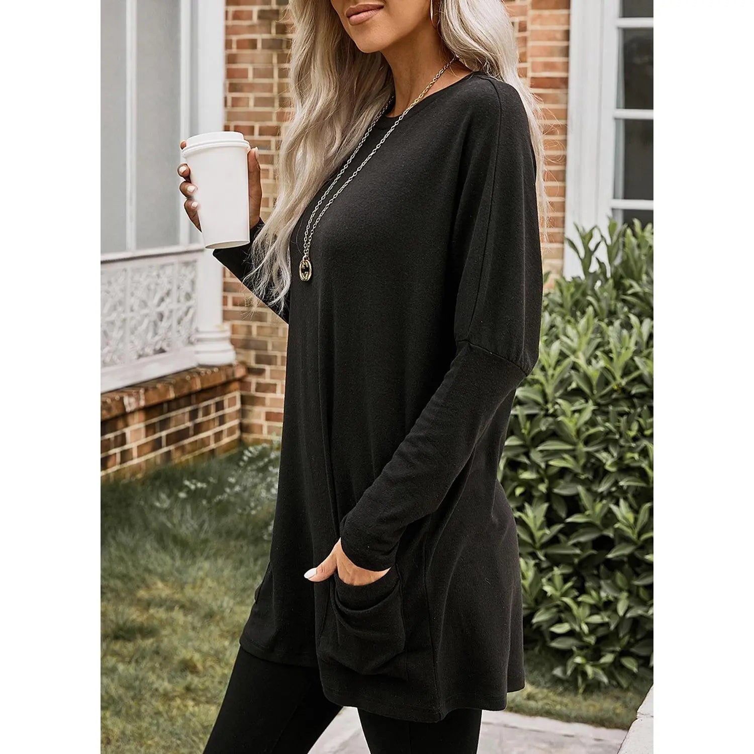 Women's Long Sleeve Scoop Neck Lightweight Tunic Top with Pockets