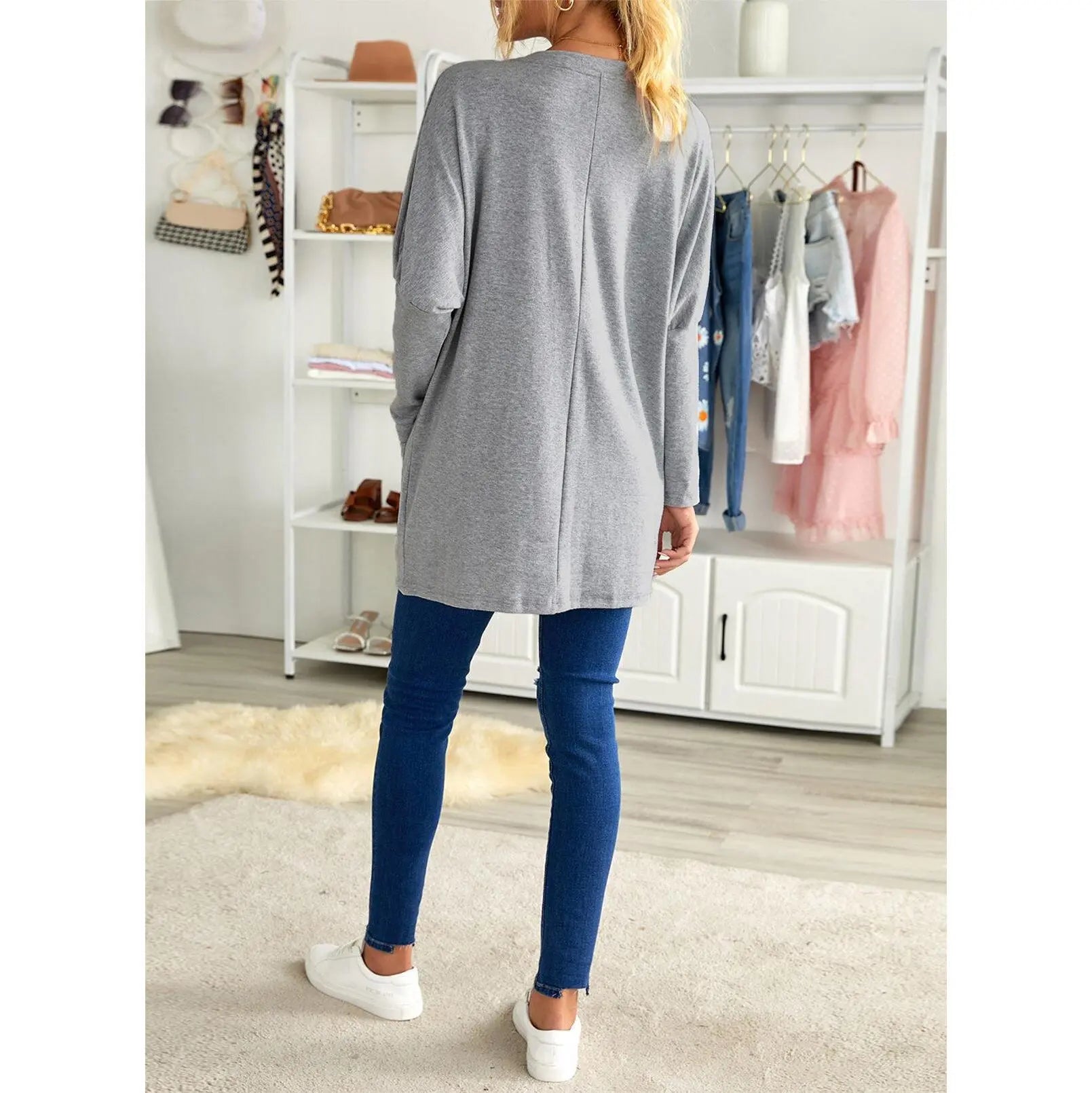 Women's Long Sleeve Scoop Neck Lightweight Tunic Top with Pockets